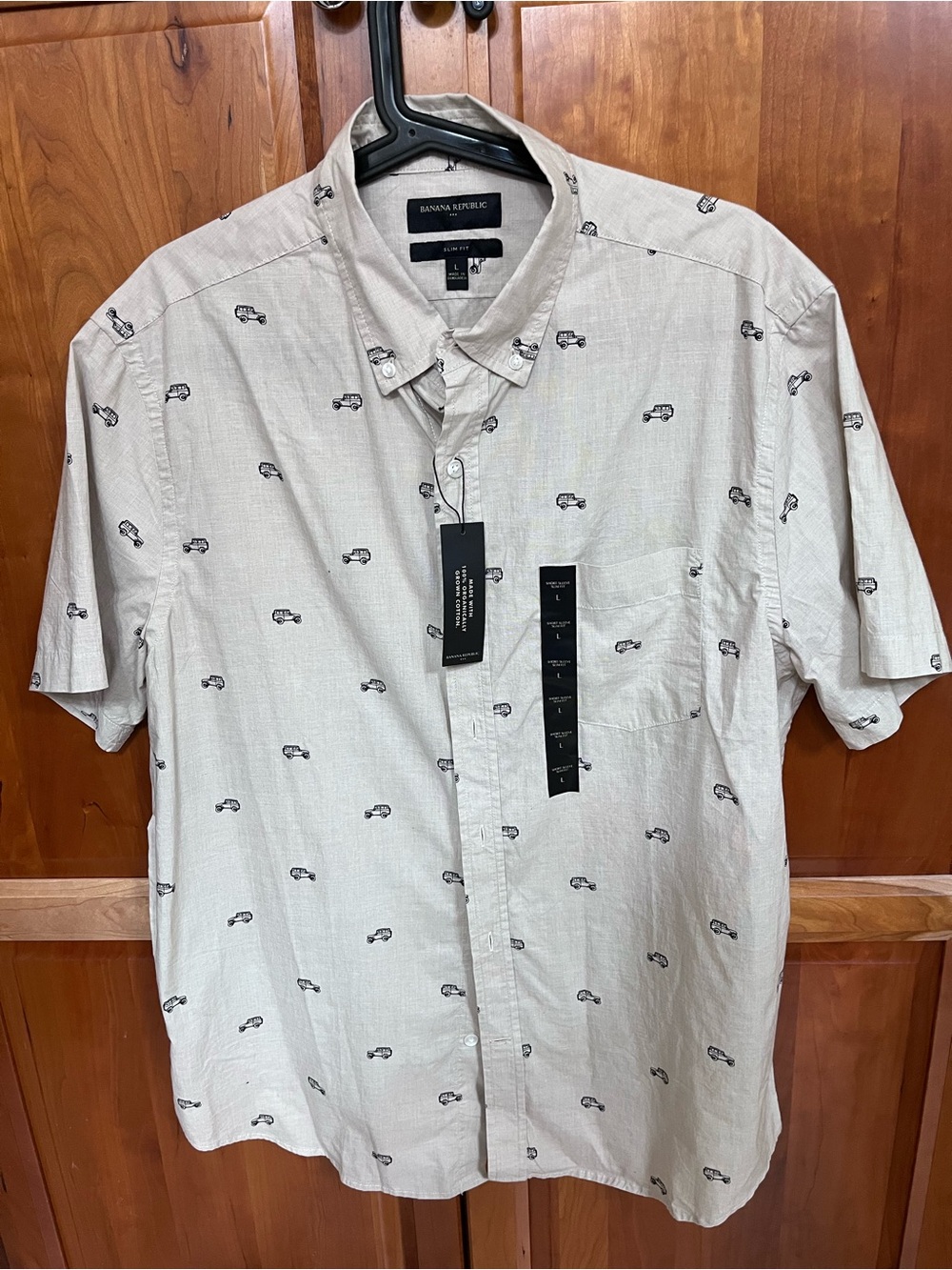 Banana Republic Men’s Short-Sleeve Printed Button-Up Shirt - Cream with cars